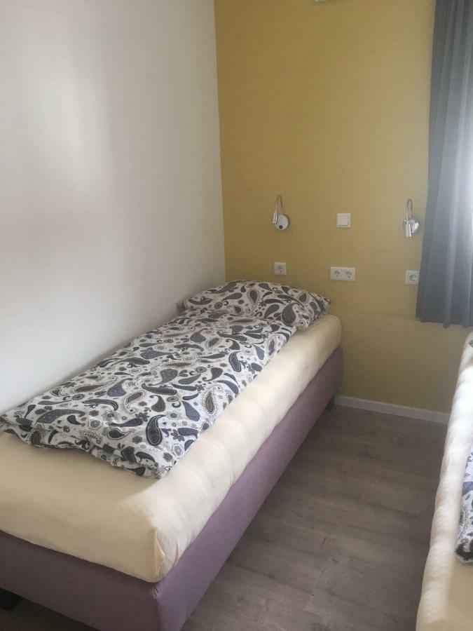 Apartment Köln Ensen Zimmer foto